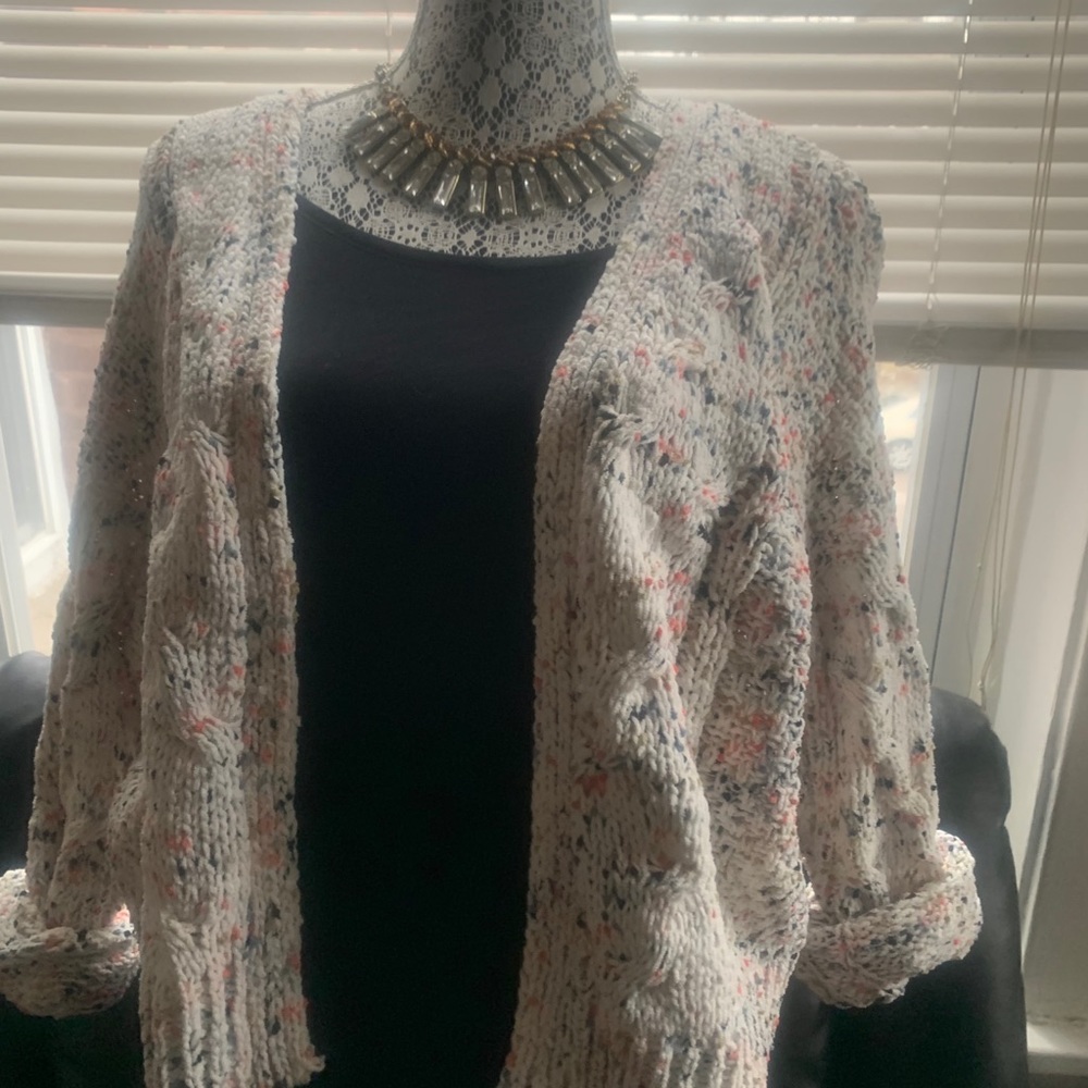 Beautiful confetti multicolored sweater
